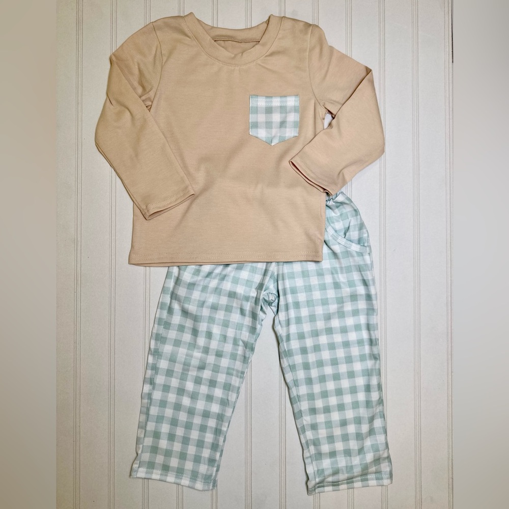 NEW Boy’s Gingham Pants Set